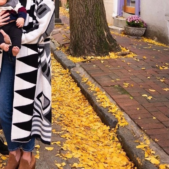 This is a statement piece. Anthro sweater - Picture 4 of 4